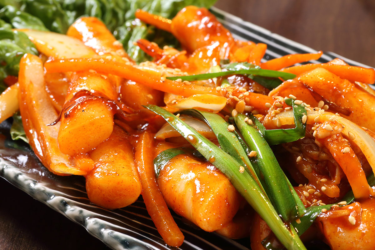 ぐつぐつ鍋コース 5品2 500円 7品3 000円 9品3 500円 4 000円 お一人様 韓国居酒屋 鉄鍋屋 福井市順化 片町